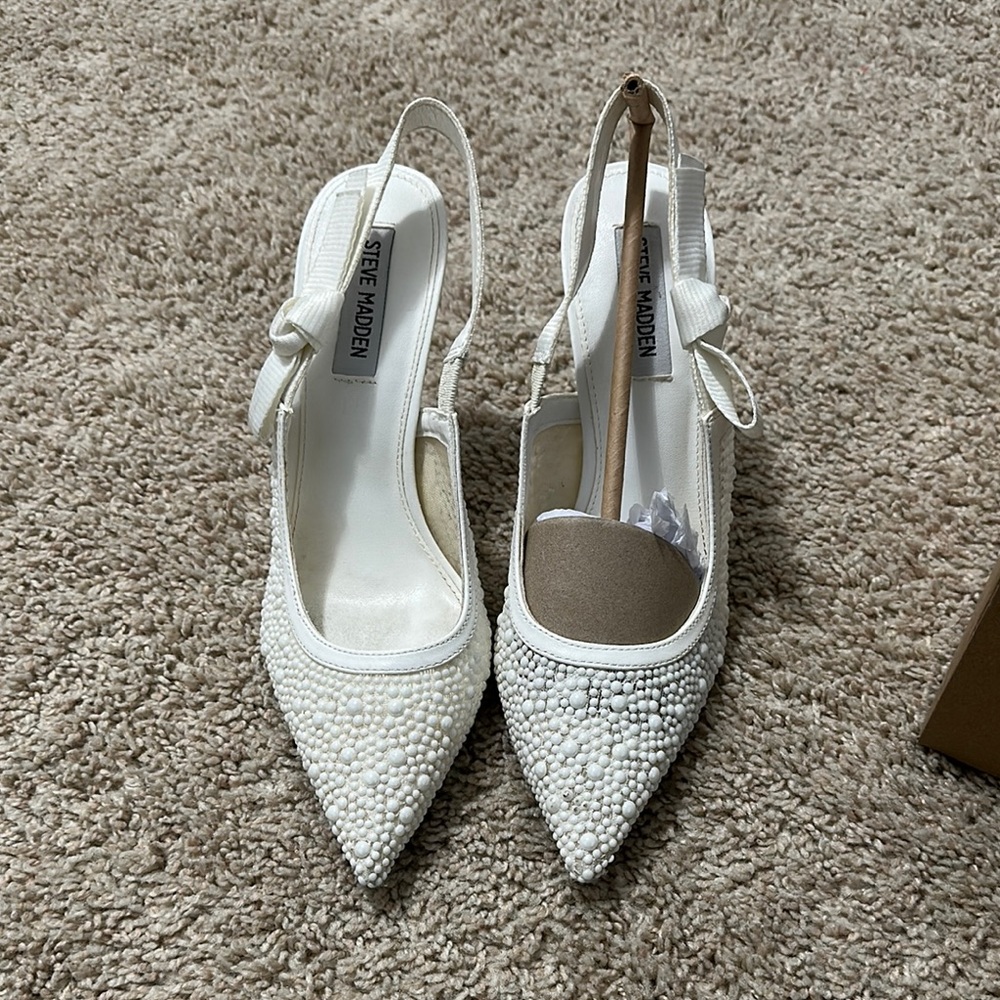 Steve Madden White Beaded Women's Shoes
